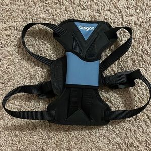 Bergan Dog Auto Harness Small Blue and Black Secure Comfort.